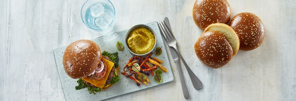 218803 Brioche Style Hamburgerbolle m. Sesam product mood