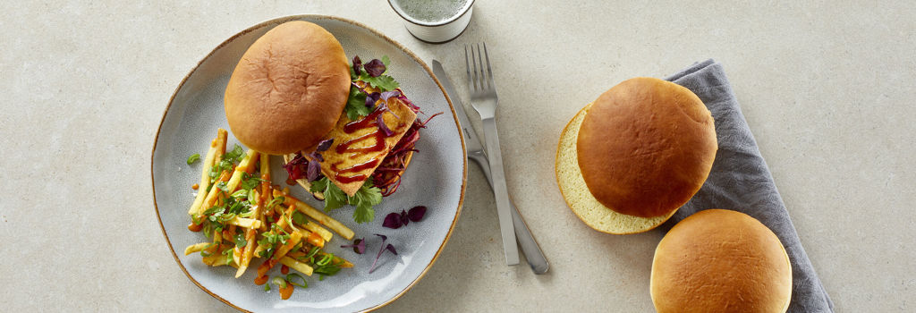 58701014 Brioche Burgerbolle, skåret_product mood